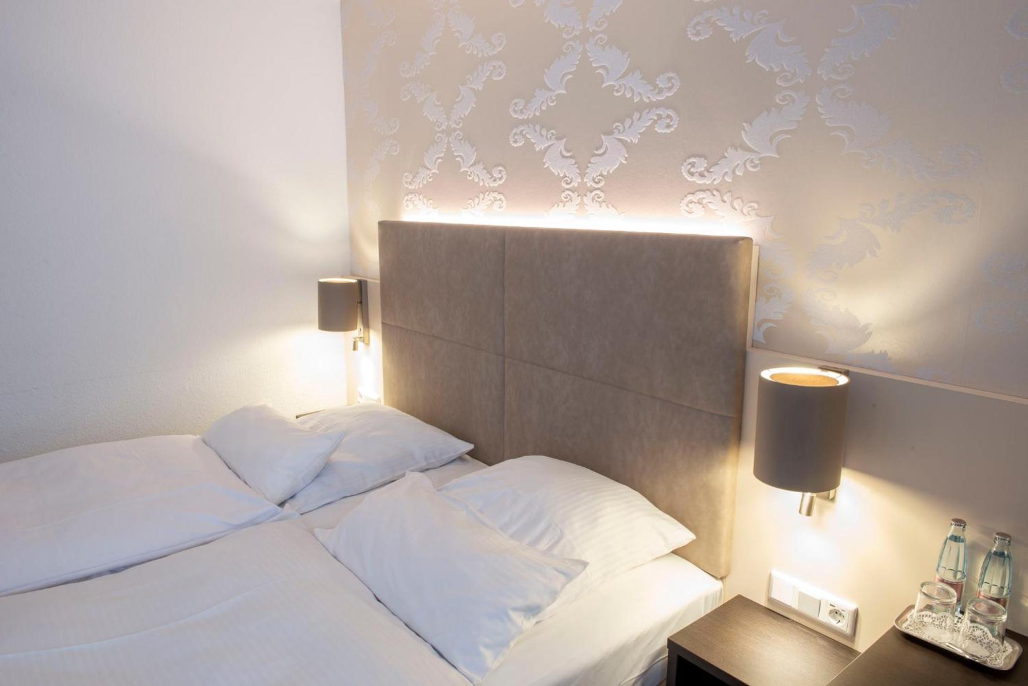Hotel Alte Post Krefeld Zewnętrze zdjęcie