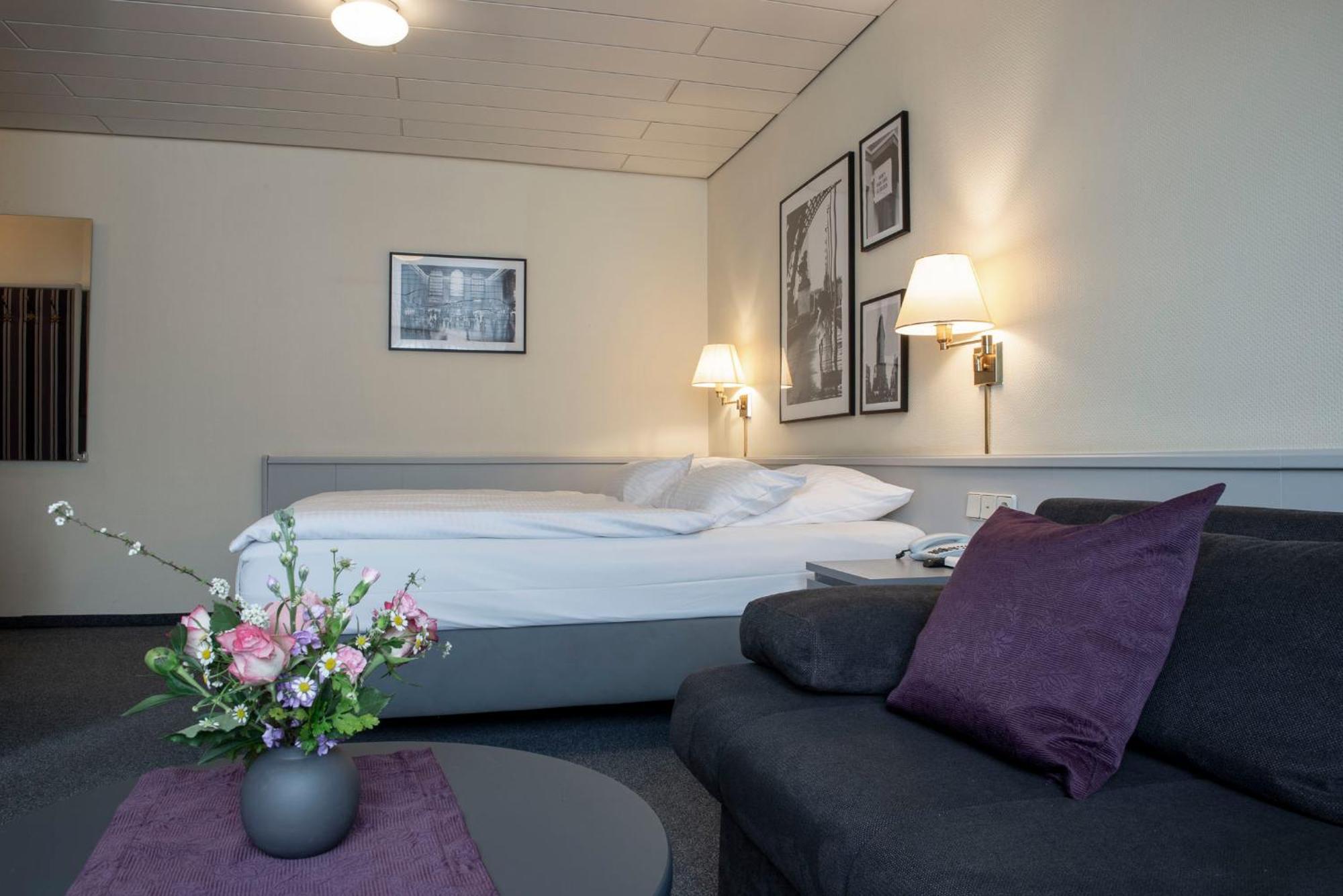 Hotel Alte Post Krefeld Zewnętrze zdjęcie